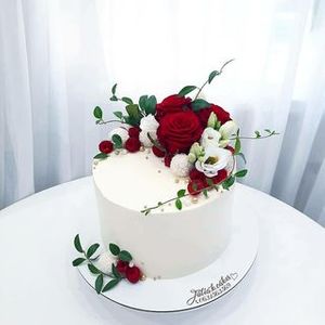 julia.k.cakes